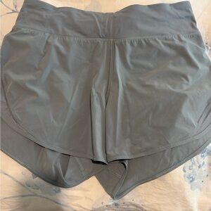 Lululemon Run Off Route High-Rise Short 4”
